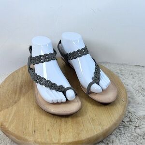 Maurices Gray Sandals Comfortable Strappy‎ Design